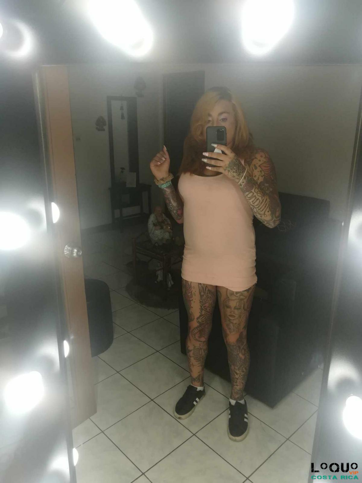 Putas San José: Transexual perrota rosada tatuada  punto guayaba